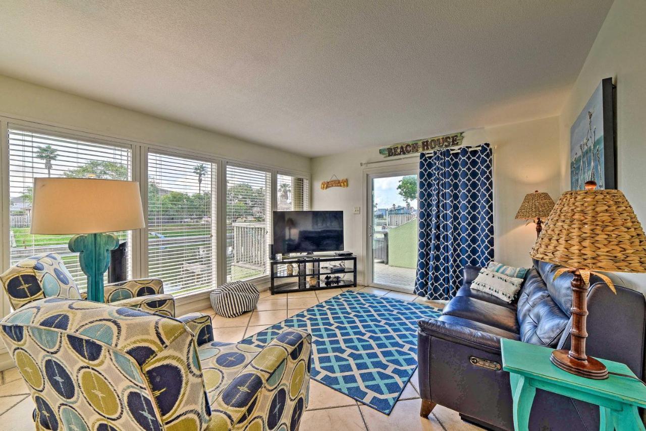 Breezy Corpus Christi Condo With Deck And Fishing Dock Ngoại thất bức ảnh