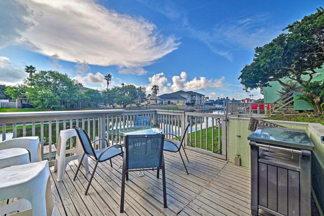 Breezy Corpus Christi Condo With Deck And Fishing Dock Ngoại thất bức ảnh